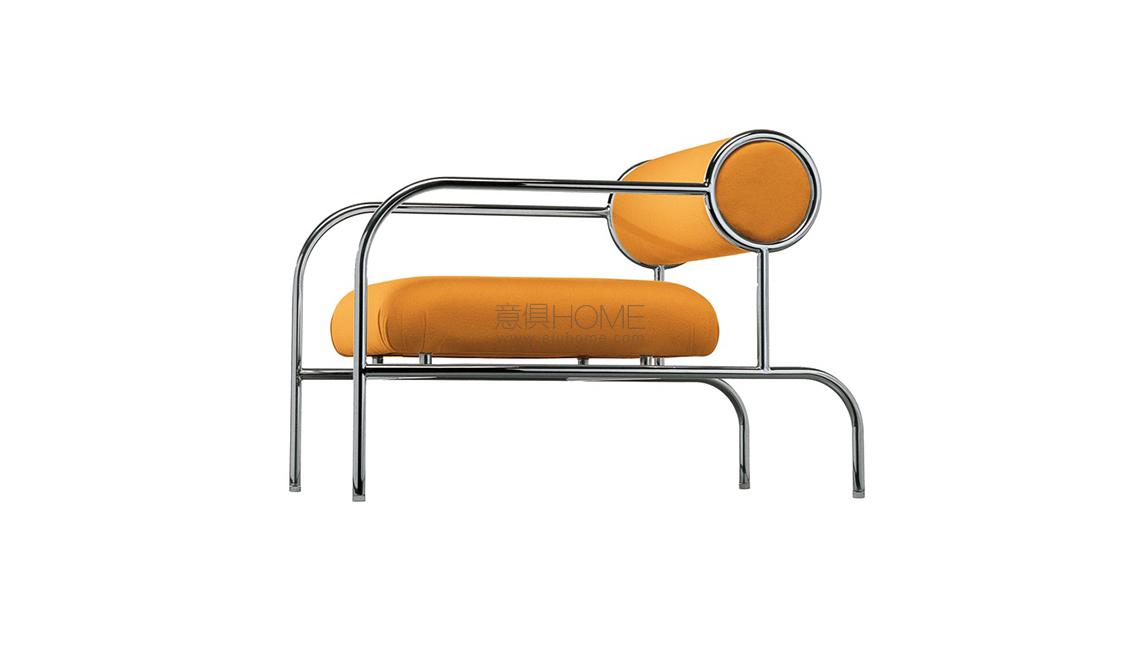 SOFA WITH ARMS 单人沙发