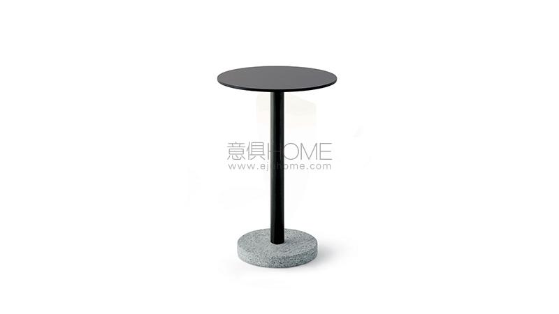 BERNARDO 368 side table 角几