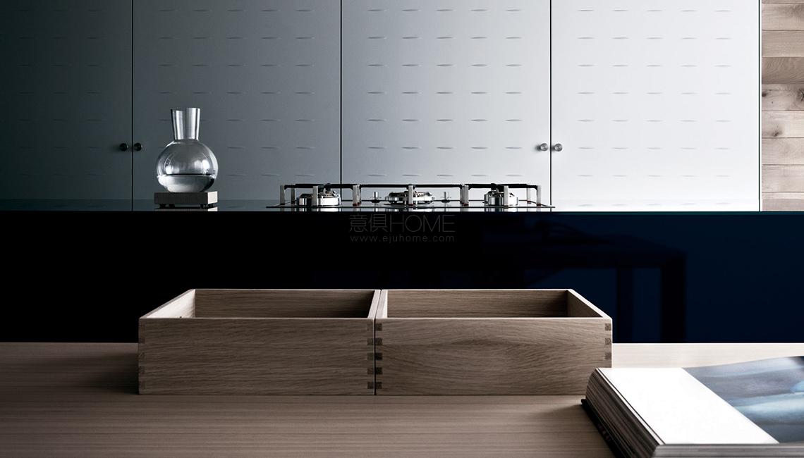 riciclantica alluminio rigato 5 Riciclantica Laminato Alluminio Rigato 餐边柜