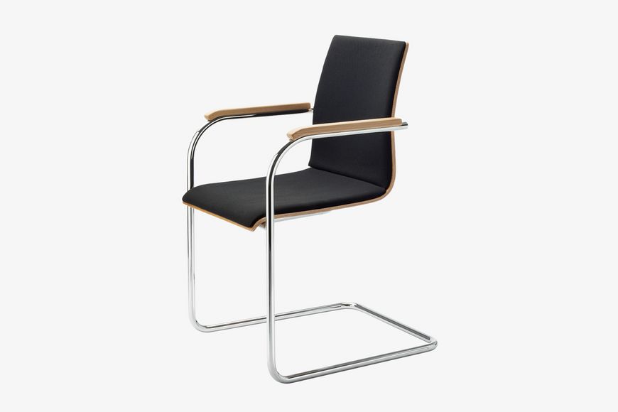 S 53 PFST CANTILEVER CHAIR 休闲椅